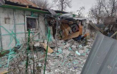 В Курской области РФ сообщают о прилетах и разрушениях