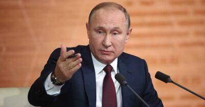 На выступление в Лужниках Путин вместо себя выпустил на сцену "гарькавого" двойника, — политтехнолог