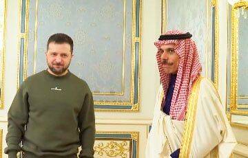 Глава МИД Саудовской Аравии впервые посетил Украину