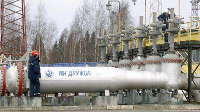 РФ остановила поставки нефти Польше по трубопроводу "Дружба"