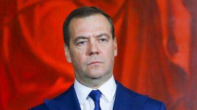 Медведев снова угрожает миру ядерным апокалипсисом: в ОПУ задали россии два вопроса