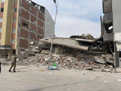 Землетрясение в Турции 27 февраля - смотреть видео