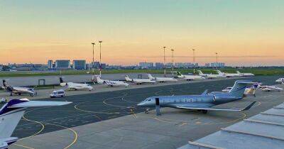 Из-за неопознанного объекта закрыли аэропорт в Петербурге