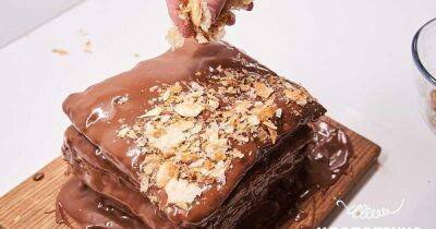 Оригинальный рецепт торта Наполеон с шоколадным кремом от Евгения Клопотенко