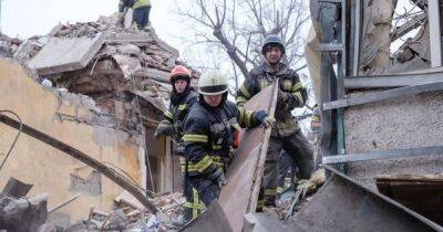 Спасатели закончили разбирать завалы дома, разрушенного российским ракетным ударом 1 февраля