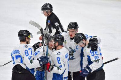 Днепр разгромил Берсерков и сохранил лидерство в чемпионате Украины по хоккею