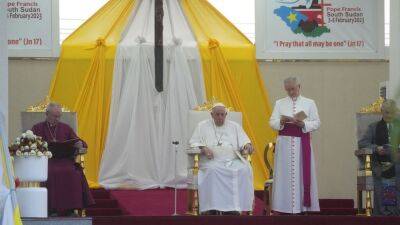 Франциск - Папа римский Франциск встретился с беженцами в Южном Судане - ru.euronews.com - Южный Судан - Джуба