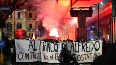Марш анархистов в Риме: поддержка Коспито и столкновения с полицией