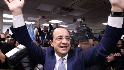 Президентские выборы на Кипре: гонка дипломатов