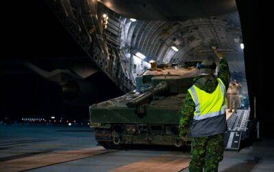 В Польшу прибыл первый Leopard 2, переданный Канадой Украине