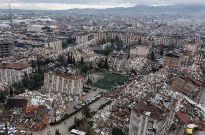 Узбекистан направит в Турцию для ликвидации последствий землетрясений 60 спасателей