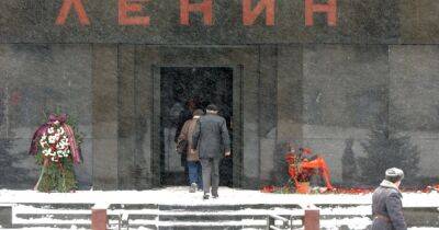 Хотел украсть Ленина: в Москве задержали мужчину, пытавшегося пробраться в Мавзолей, — СМИ