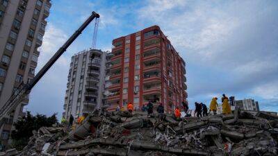 В Турции объявлена неделя траура по жертвам землетрясения