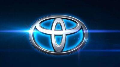 Toyota опровергла информацию о прямых поставках в Россию запчастей для своих машин