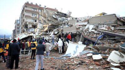 Проверяется информация о гибели 2 украинцев во время землетрясения в Турции