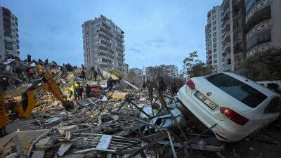 Узбекистанцы начали сбор помощи для пострадавших от землетрясений в Турции