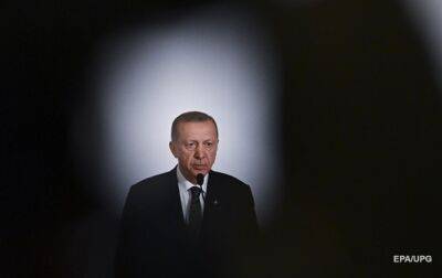 Эрдоган приехал в зону бедствия после землетрясения