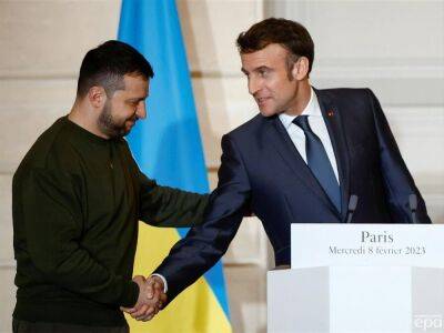 Макрон: Украина может рассчитывать на Францию, Россия не может и не должна победить
