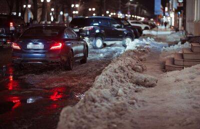Коммунальщиков оштрафовали за несвоевременный вывоз снега из центра Твери