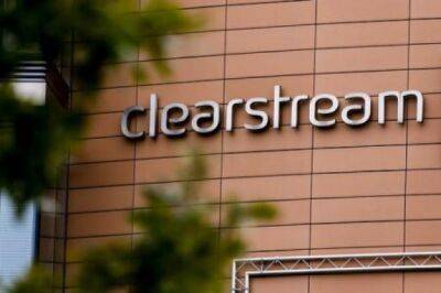 Clearstream вслед за Euroclear прекратил расчеты в рублях