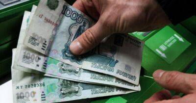 Нехватка кадров и снижение доходов: как масштабные санкции расшатывают экономику РФ, — СМИ
