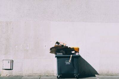 В Конаковском районе мусорные площадки пришлось обустраивать через суд