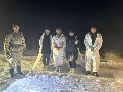 Четверо узбекистанцев в маскировочных костюмах пытались проникнуть на территорию России