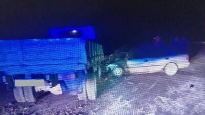 «Тойота» и грузовик столкнулись в Челябинской области, один человек погиб