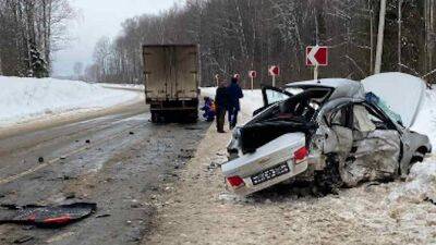 В столкновении «Шевроле» и «ГАЗели» в Ивановской области погибла автомобилистка