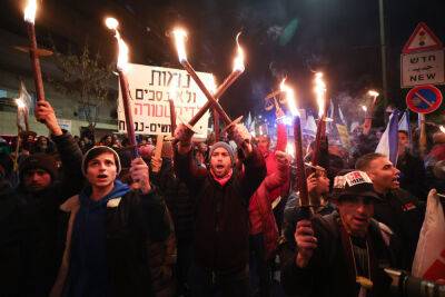 После демонстраций против Нетанияху Бен-Гвир обвинил полицию в «потере контроля над анархистами»