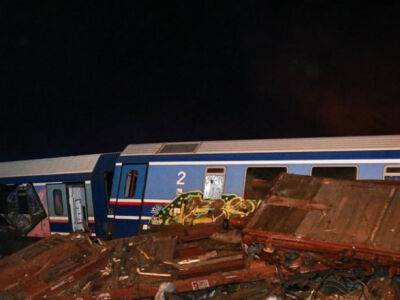 В Греции из-за столкновения двух поездов погибли 26 человек - unn.com.ua - Украина - Киев - Турция - Греция