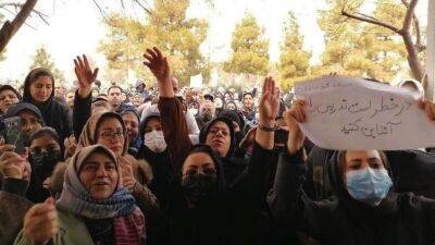 Массовые отравления школьниц в Иране — дело рук фундаменталистов?