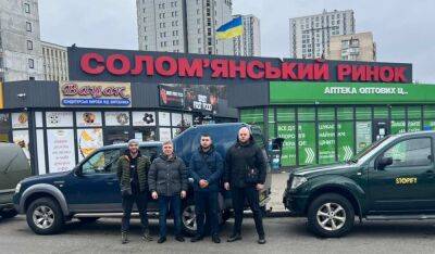 Андрей Андреев и киевские волонтеры приобрели для ВСУ еще три автомобиля