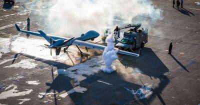 Супер-дрон MQ-9B намочили, заморозили и отправили в полет: как он справился с холодом
