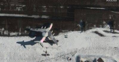 Повреждены локатор и антенна: что осталось от самолета РФ А-50 после взрыва в Беларуси, — BYPOL