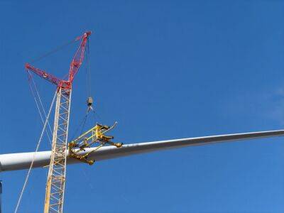 ДТЭК Ахметова построил новую мощную ветроэлектростанцию в Николаевской области
