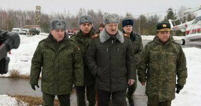 Лукашенко подписал указ о призыве офицеров запаса армии Беларуси