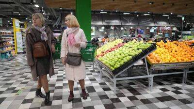 Инфляция в России опустилась ниже 10% впервые за год