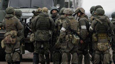 Оккупанты продолжают закрывать города в Луганской области и глушат там связь – Гайдай