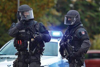 Полицейская операция по освобождению заложников в аптеке Карлсруэ завершена