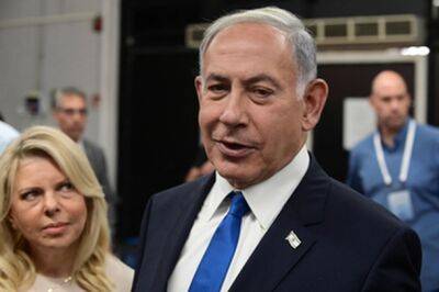 Журналист 12 канала ИТВ предложил чете Нетаниягу срочно покинуть Израиль