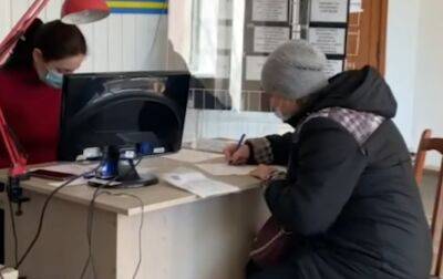 Касается всех, кто выехал из Украины: в ПФУ предупредили смогут ли беженцы оформить и получить пенсии