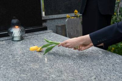 В Твери выросла стоимость гарантированного перечня похоронных услуг