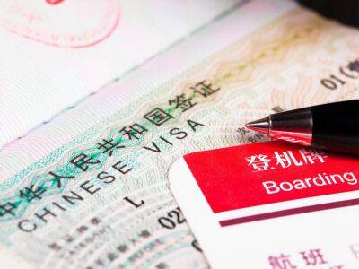 В Китае впервые с начала пандемии возобновили выдачу всех типов виз для иностранцев