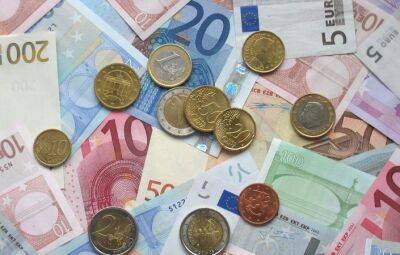 Курс валют на вечер 14 марта: межбанк, курс в обменниках и наличный рынок