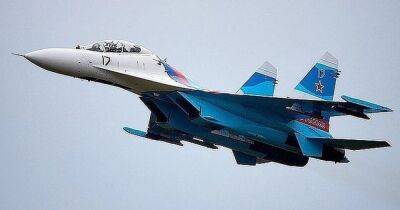 Над Черным морем столкнулись российский Су-27 и беспилотник-разведчик США