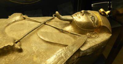 Псусеннес: "Серебряный фараон" с сокровищами, которые могут конкурировать с богатствами Тутанхамона