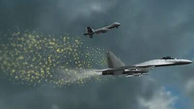 Атака российского Су-27 на дрон-разведчик США: СМИ воссоздали события
