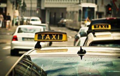 В Одессе 18-летняя пассажирка ограбила таксиста