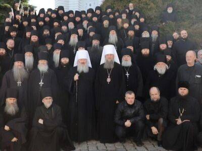 Митрополит Павел попросил Зеленского "оставить в покое" монахов Киево-Печерской лавры